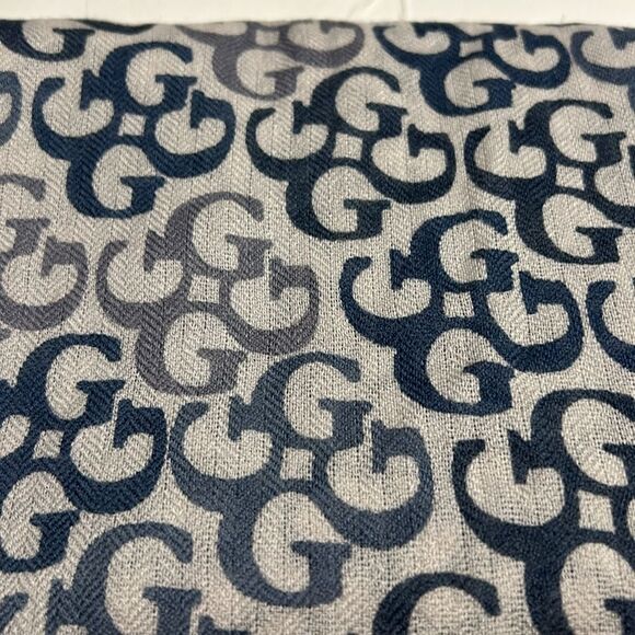 GERTS OSLO Cashmere Scarf NWT Eyelash Fringe Logo Gray Blue Neutral OSFA - Picture 2 of 6